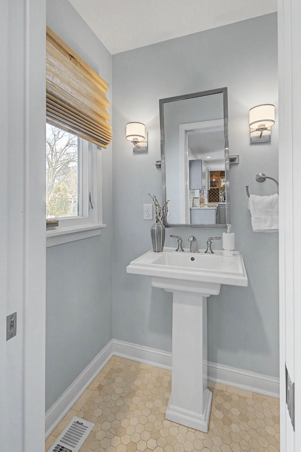 2210 Cedar Lake Parkway