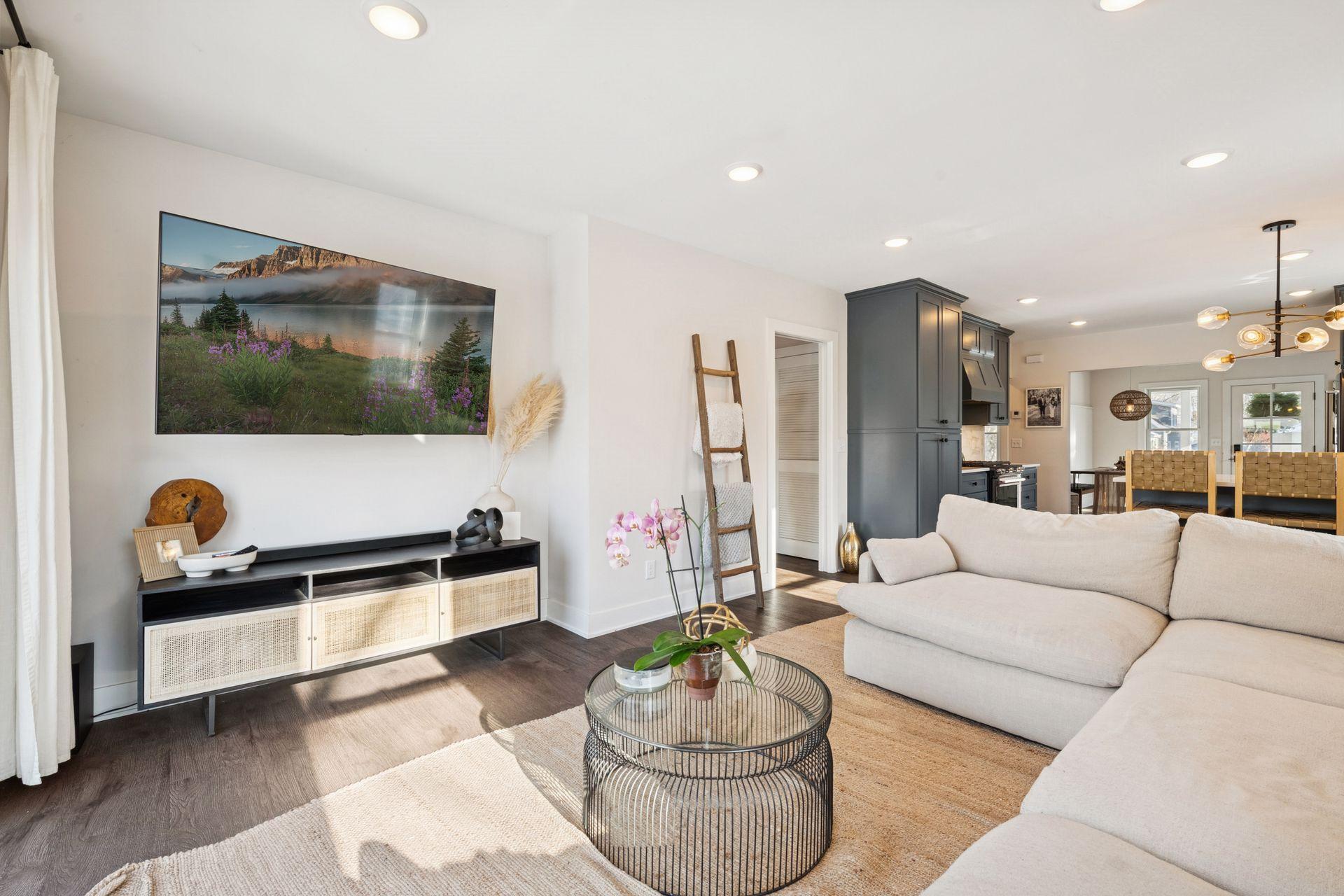 4310 Pleasant Avenue