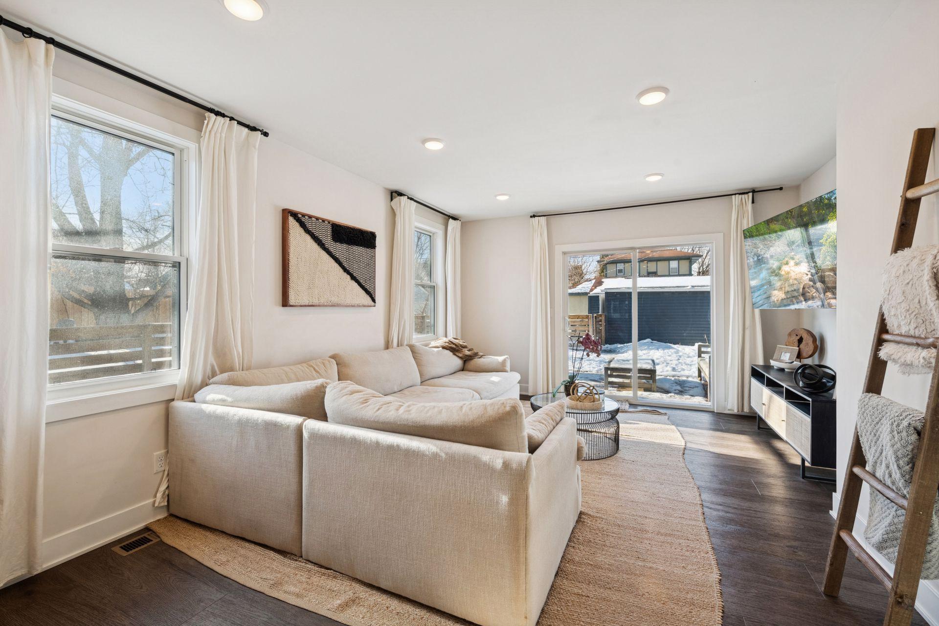 4310 Pleasant Avenue