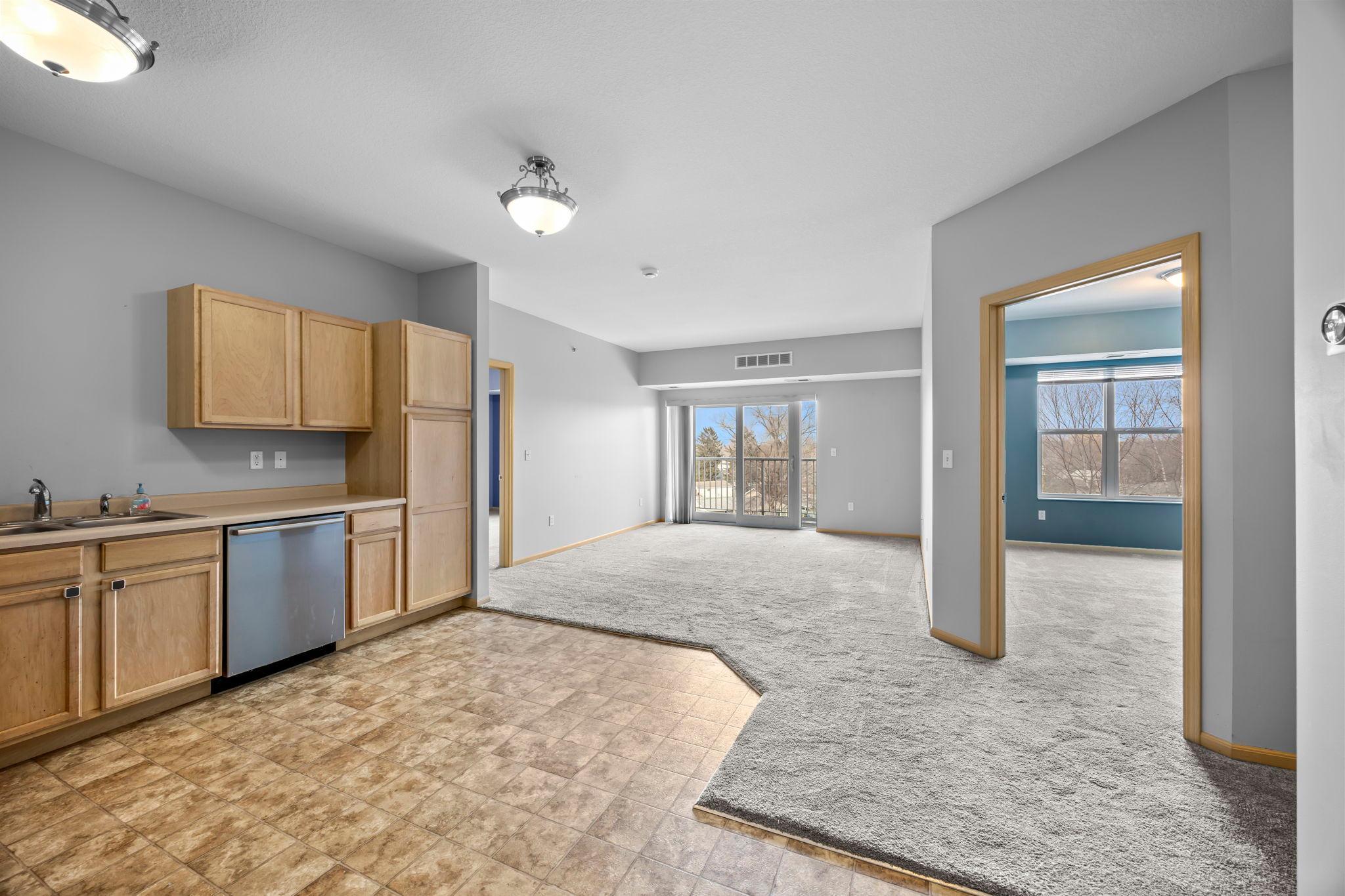 601 Levander Way Unit: 316