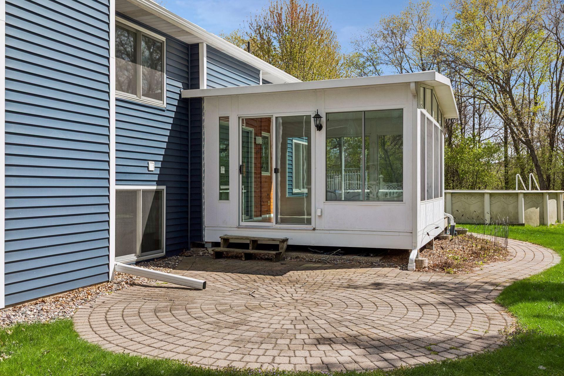 5323 Cedarwood Court