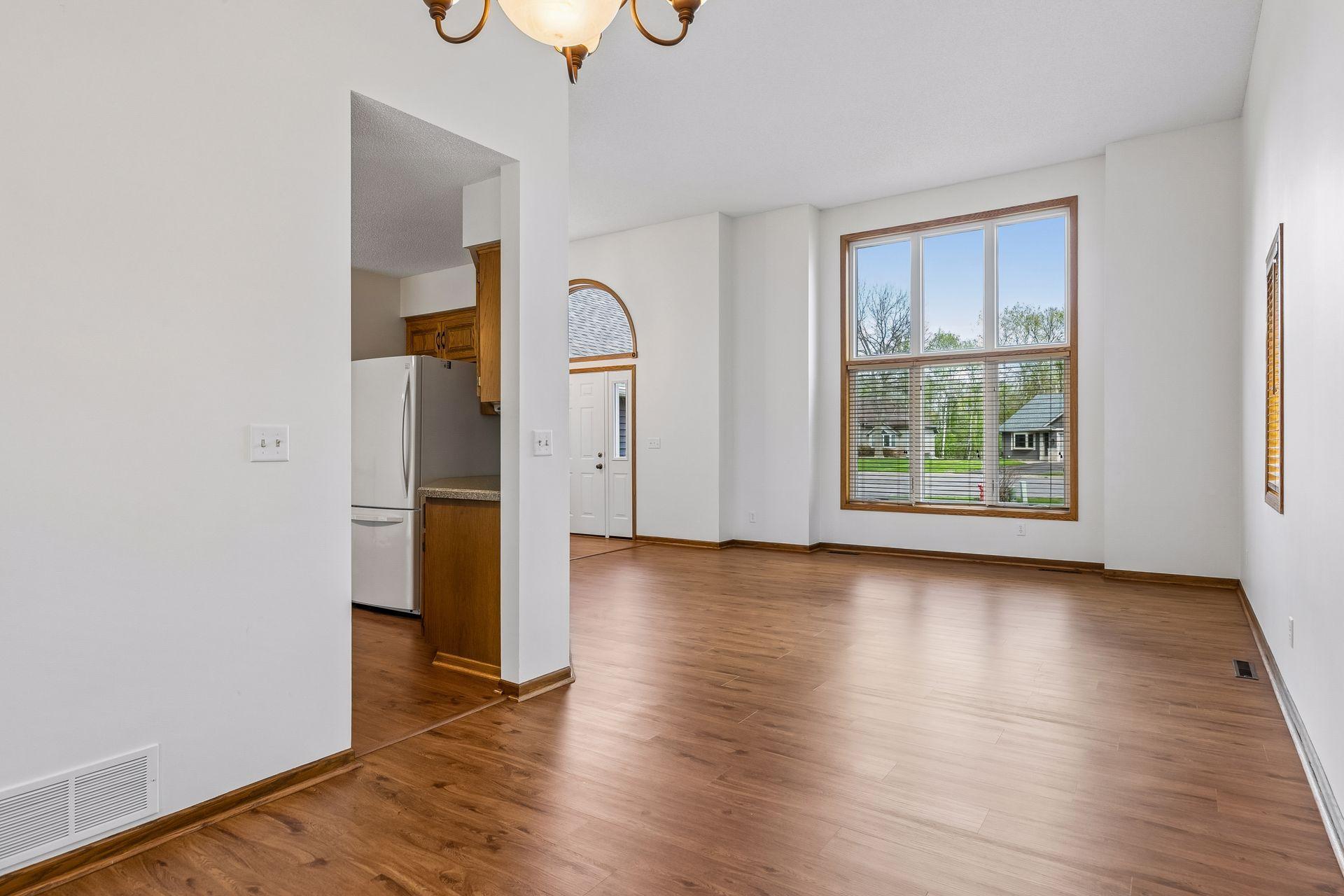 5323 Cedarwood Court