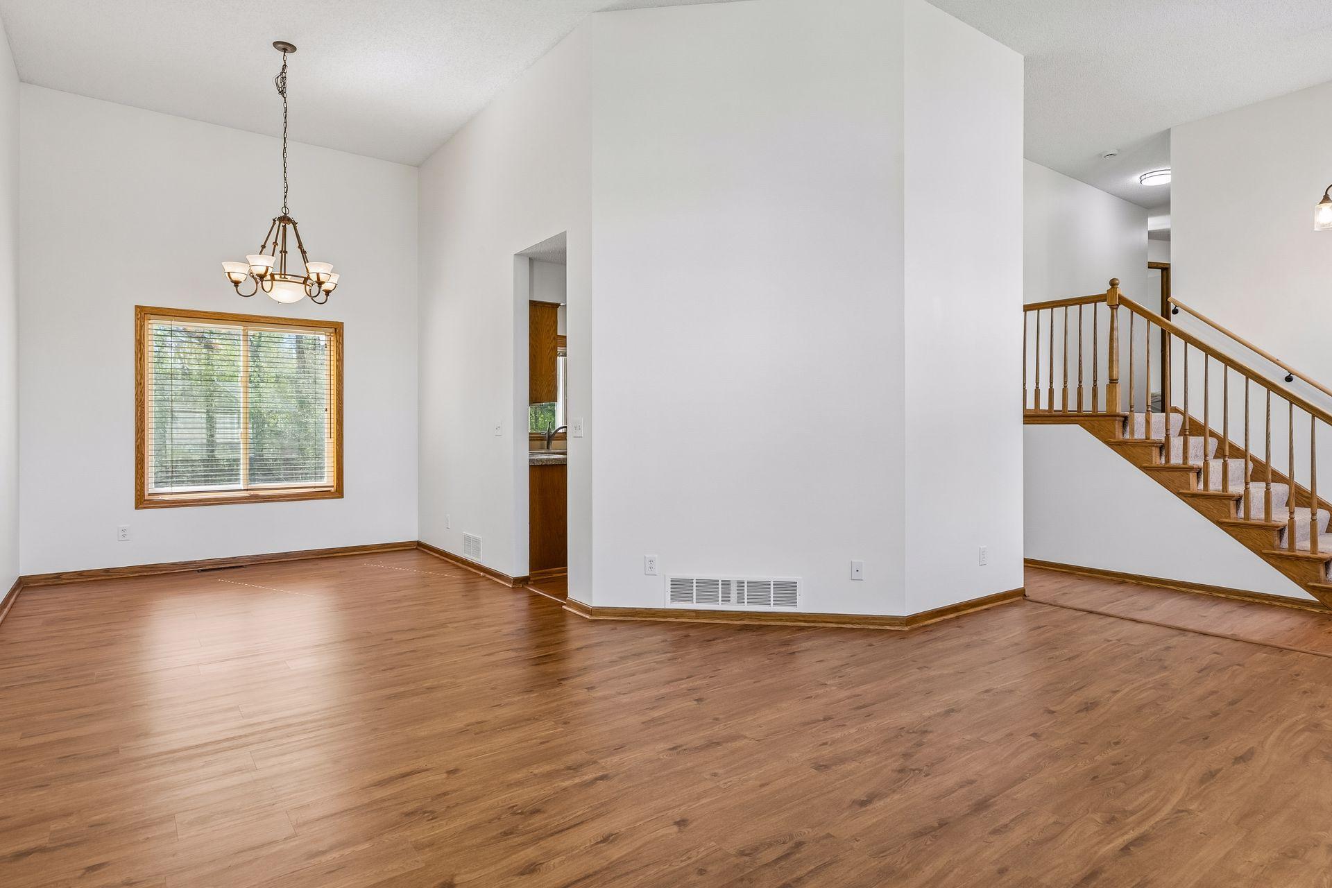 5323 Cedarwood Court