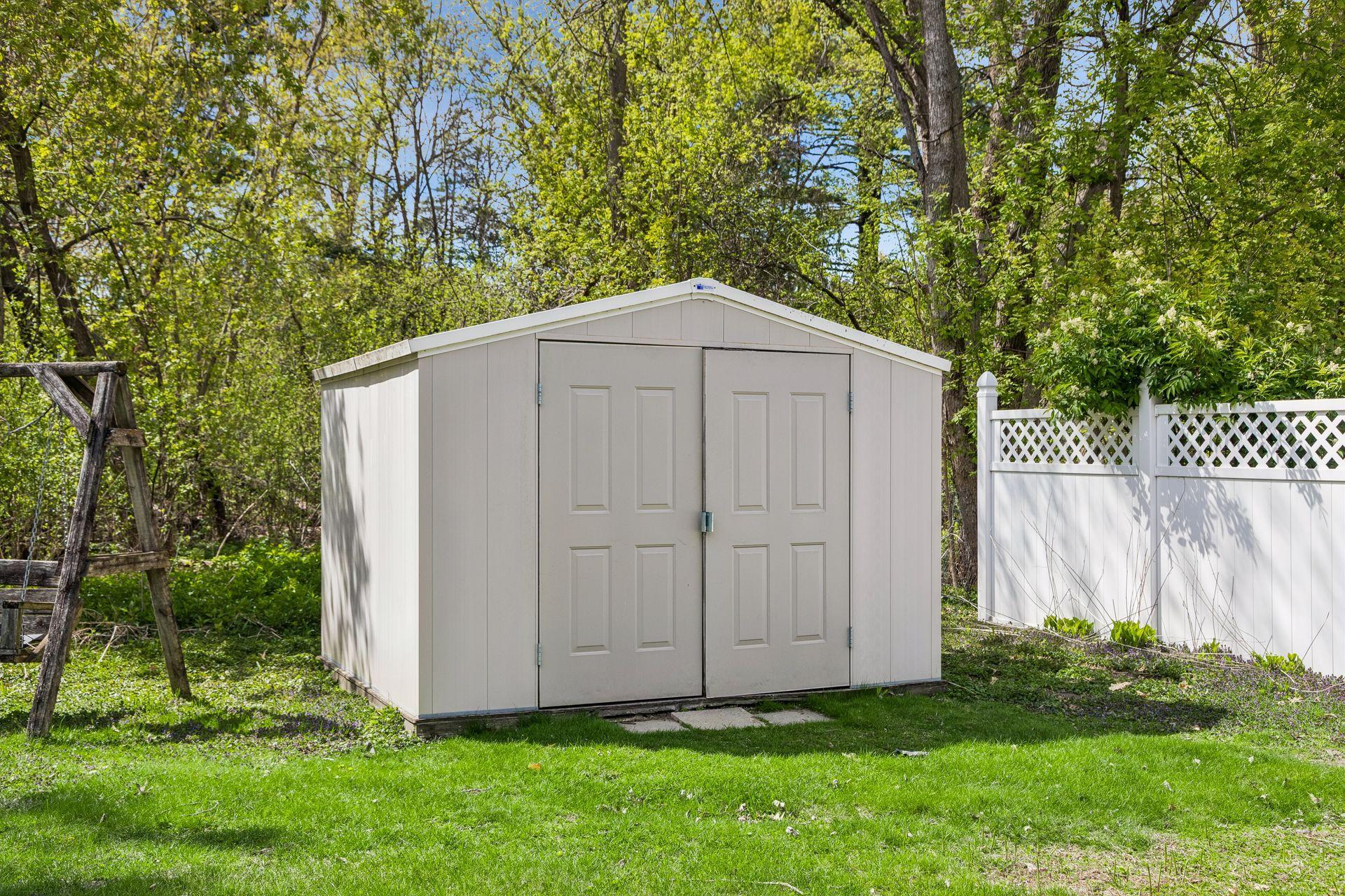 5323 Cedarwood Court