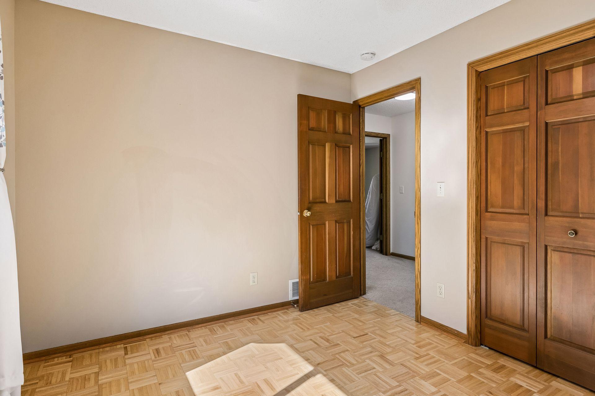 5323 Cedarwood Court