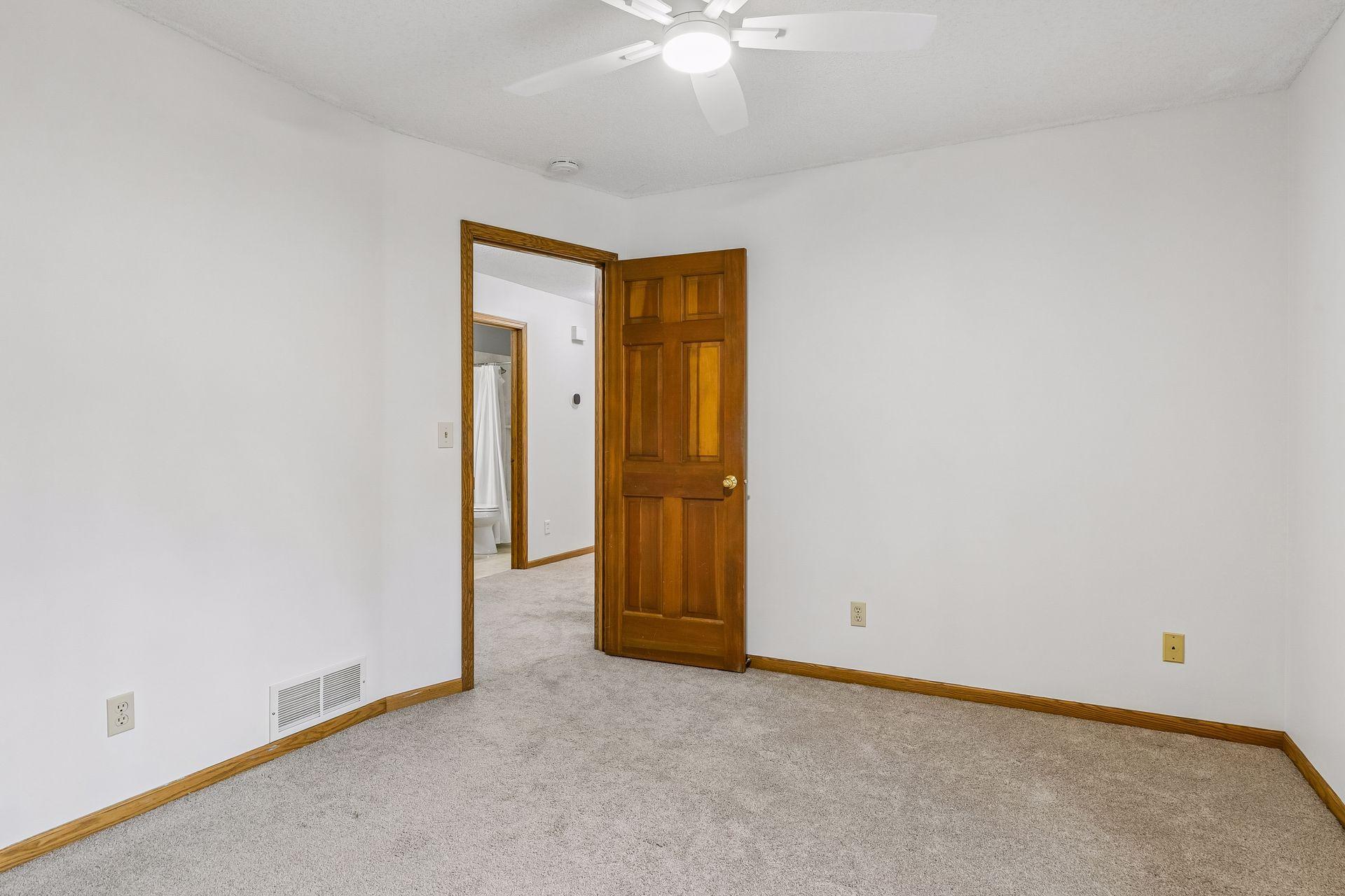 5323 Cedarwood Court
