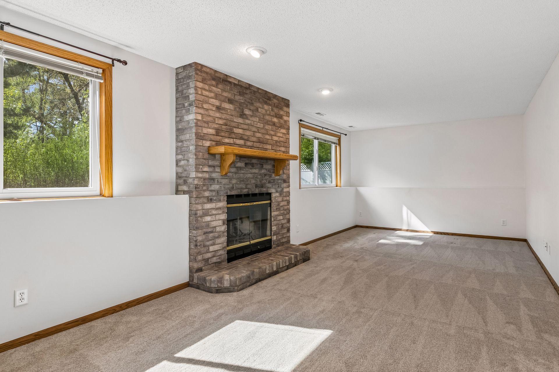 5323 Cedarwood Court