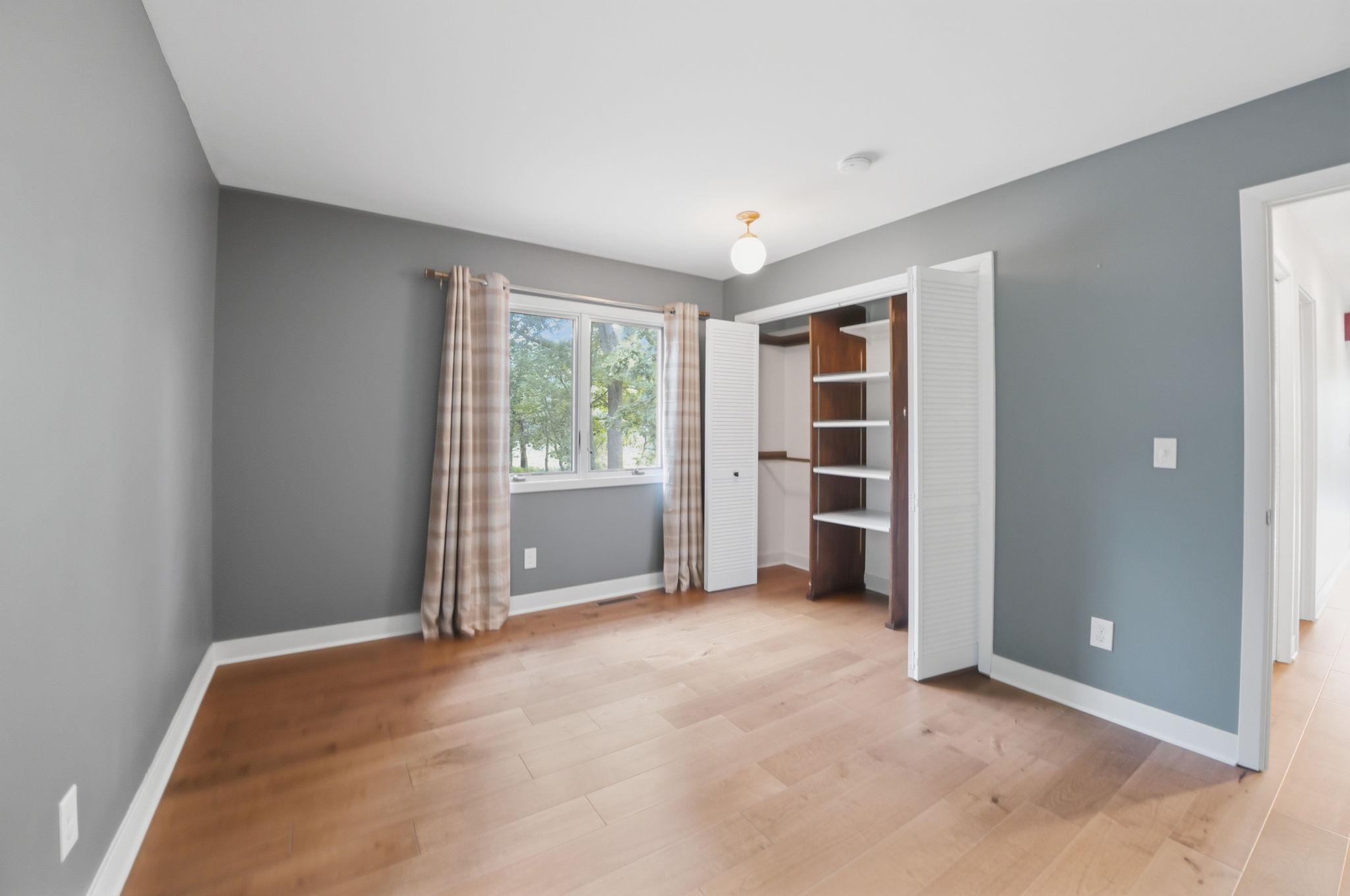 10190 101st Street N
