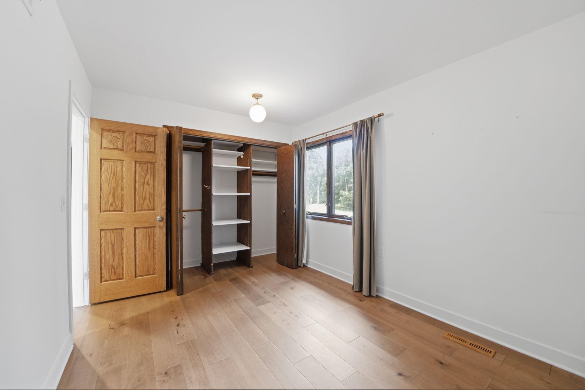 10190 101st Street N
