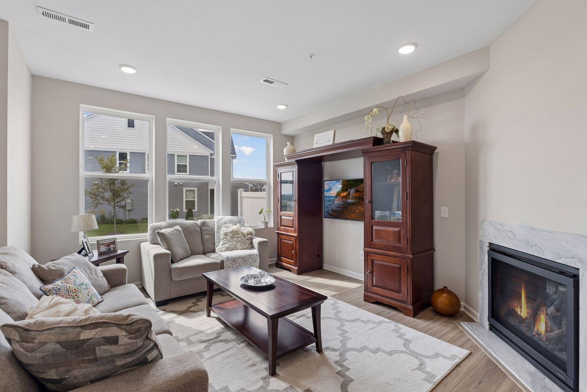 9729 4th Street N