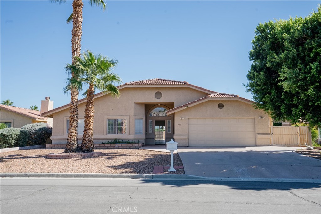 9661 Siwanoy, Desert Hot Springs