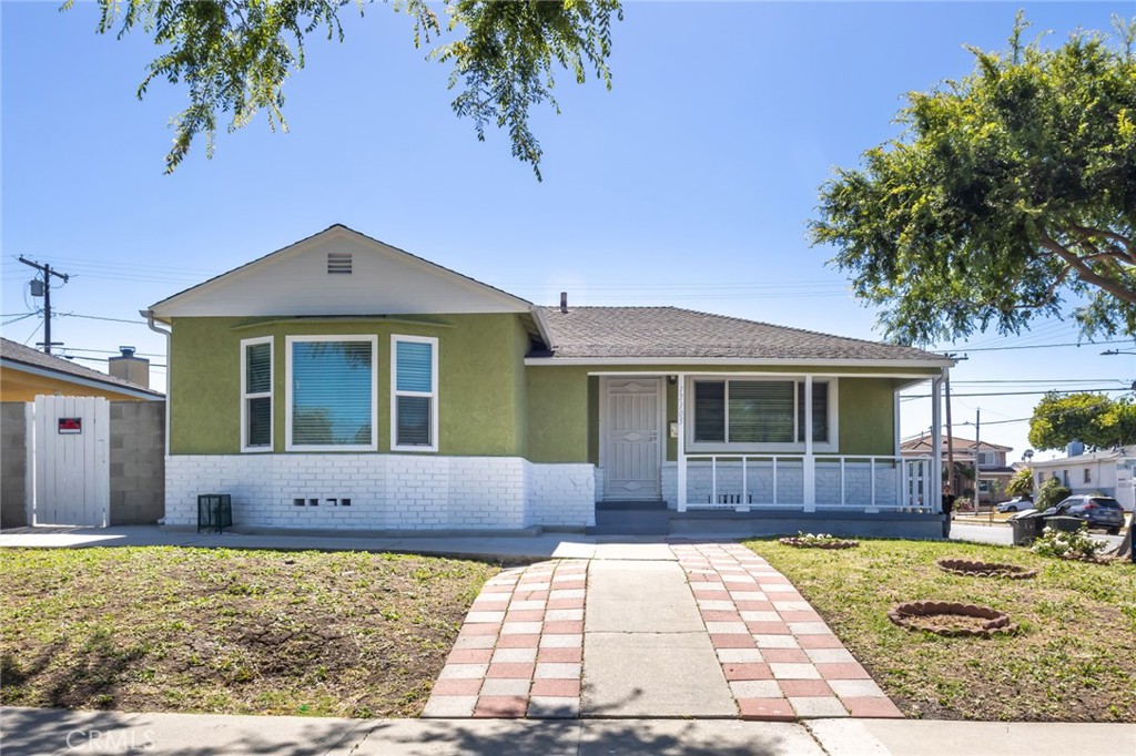 17105 Glenburn Avenue