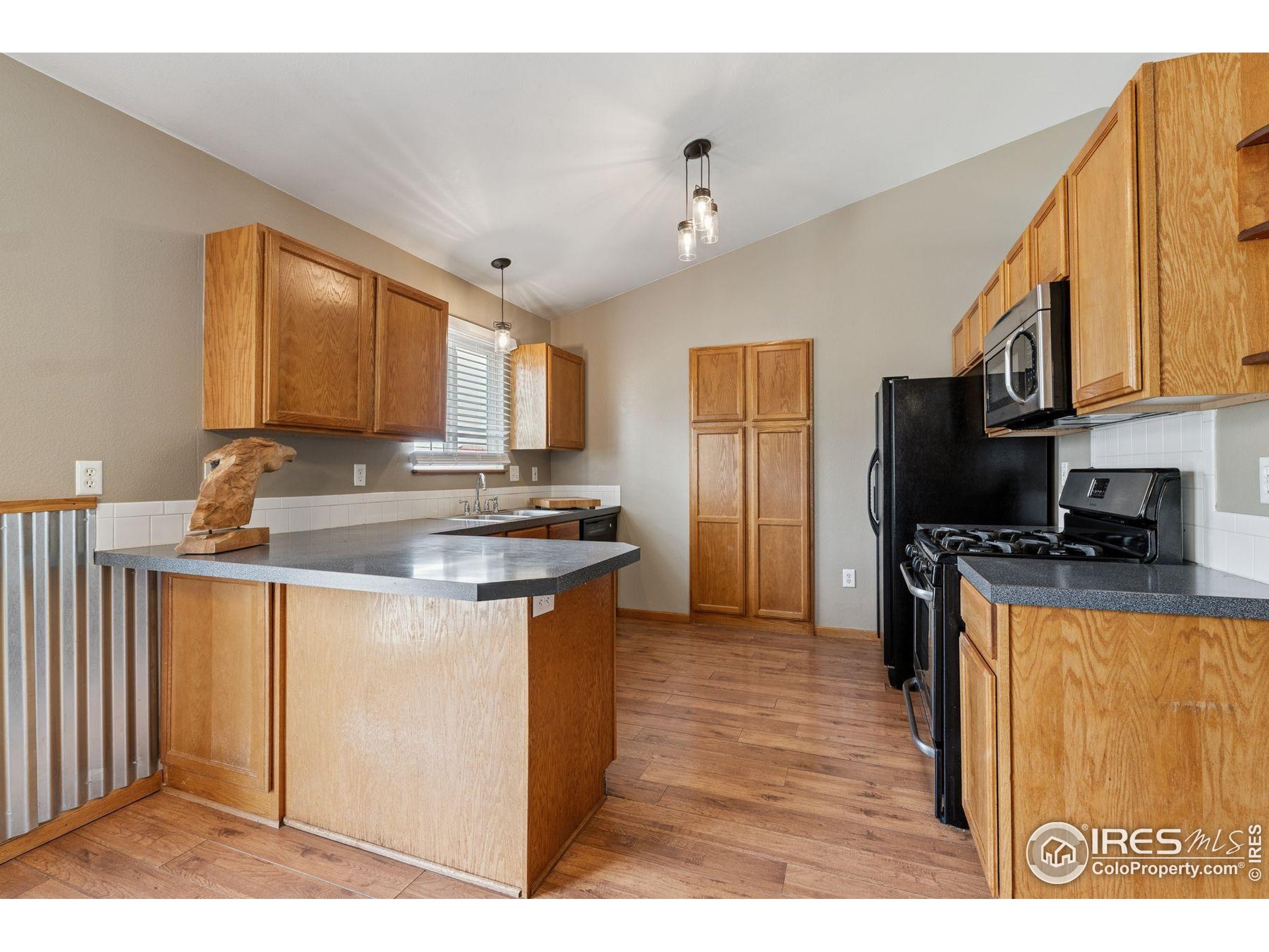 2217 Waylon Dr