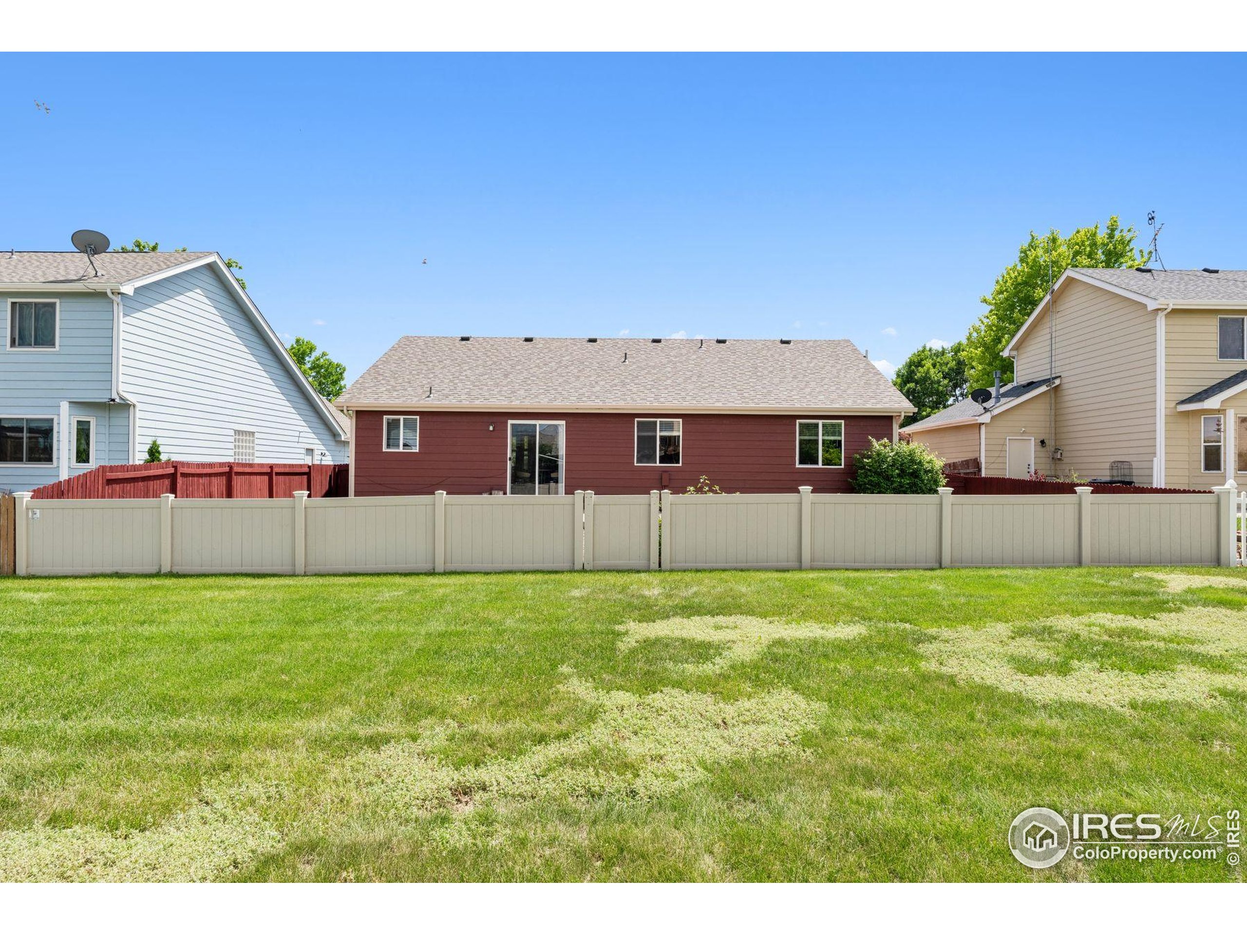 2217 Waylon Dr