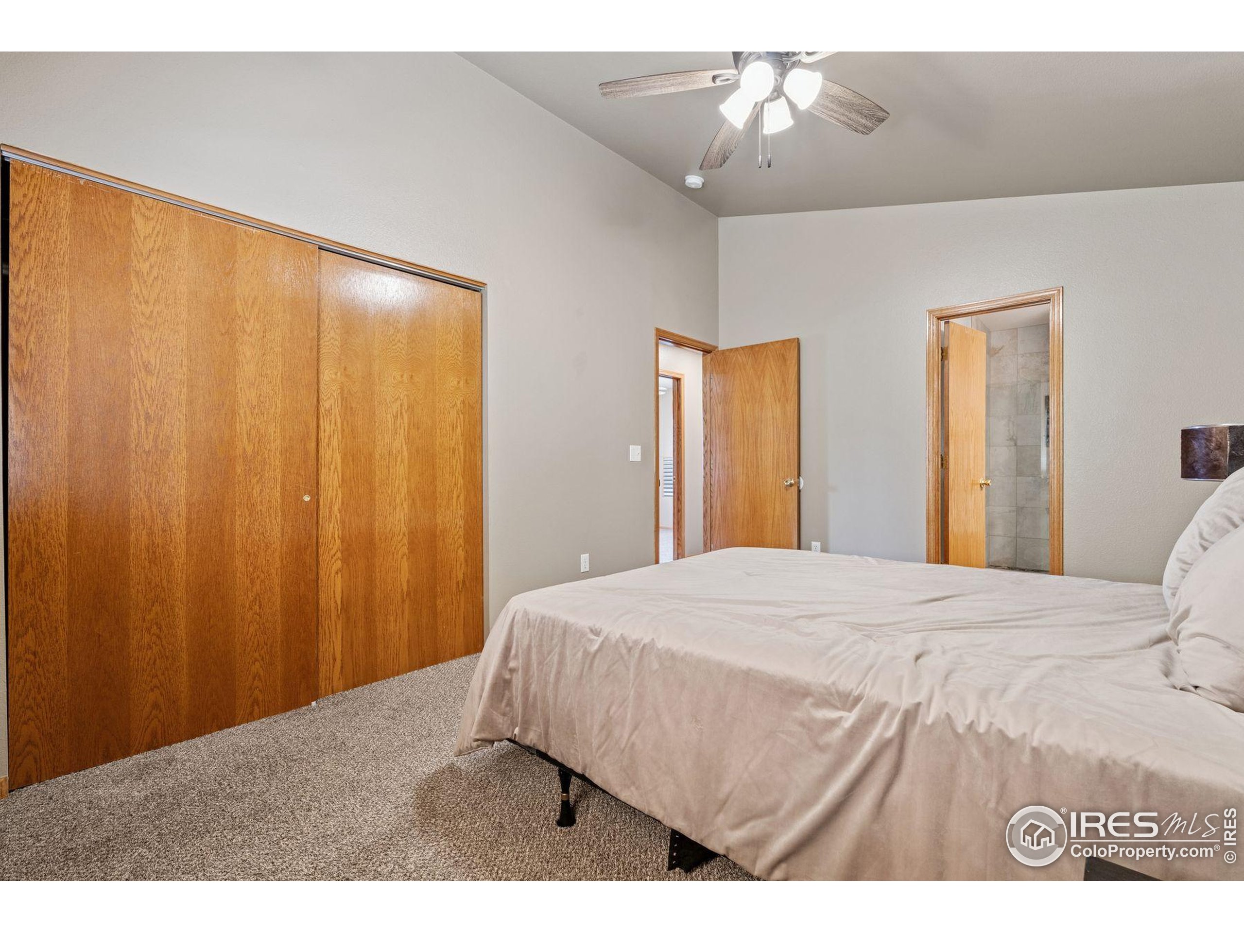 2217 Waylon Dr