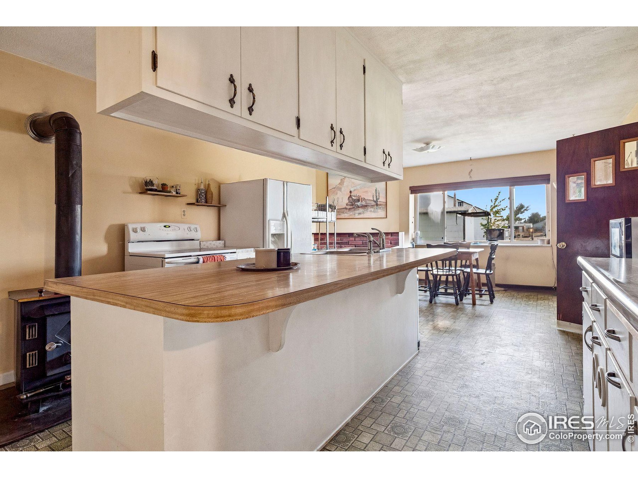 74 N County Road 157