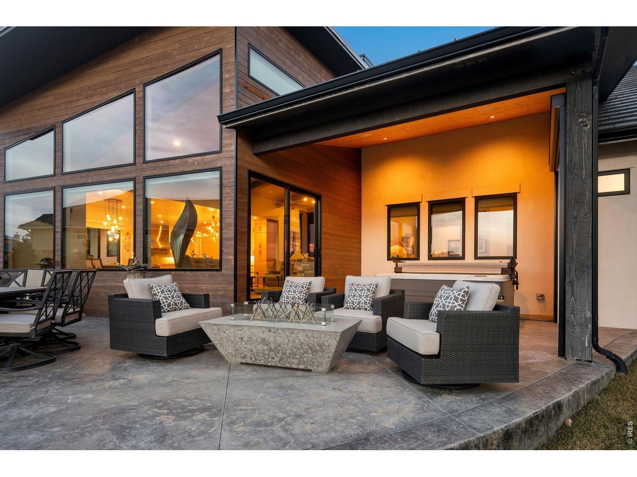 2923 Heron Lakes Pkwy