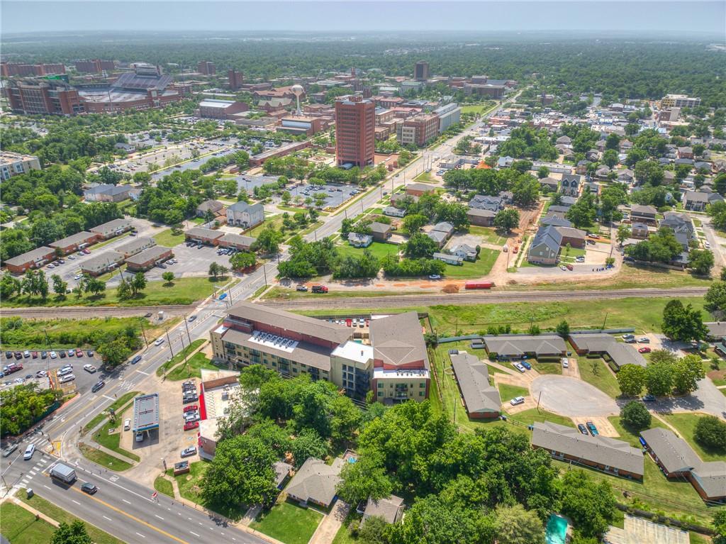 401 E Boyd Street Unit: 304