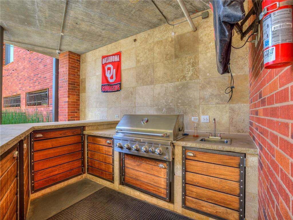 401 E Boyd Street Unit: 304