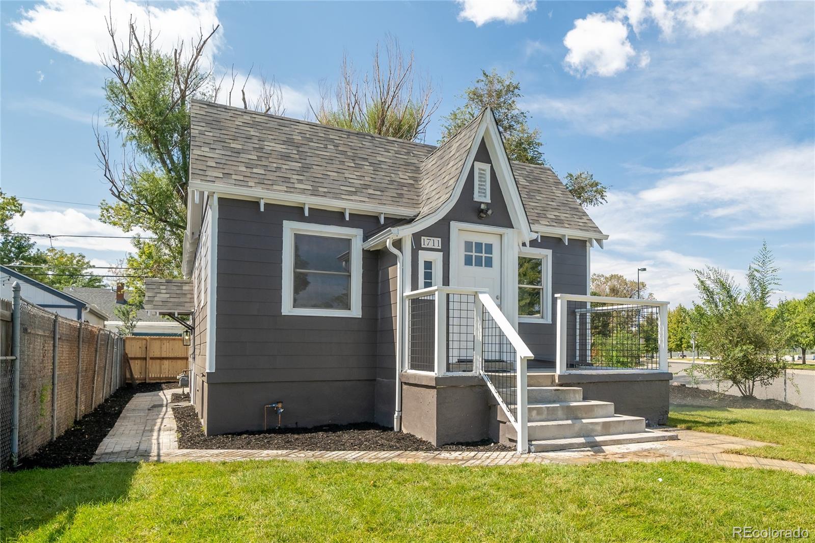 1711 S Williams Street