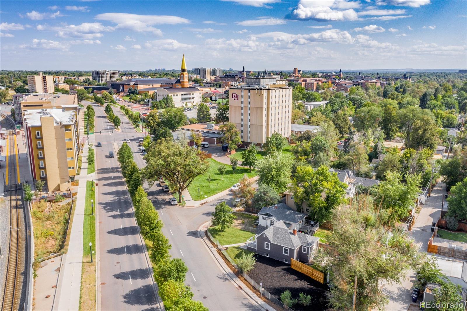 1711 S Williams Street