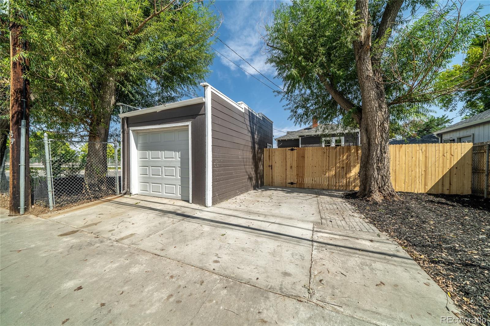 1711 S Williams Street