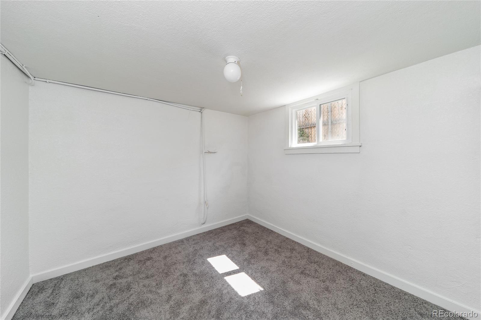 1711 S Williams Street