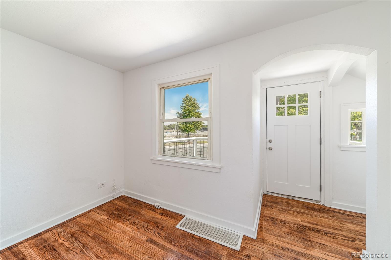 1711 S Williams Street