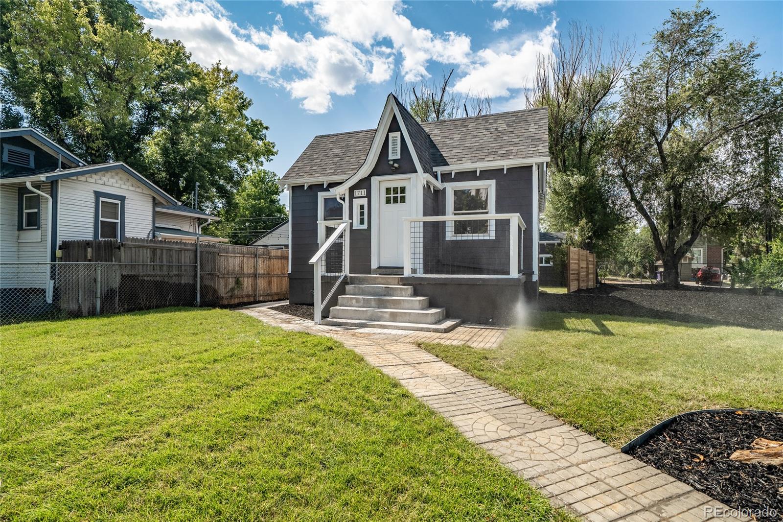 1711 S Williams Street