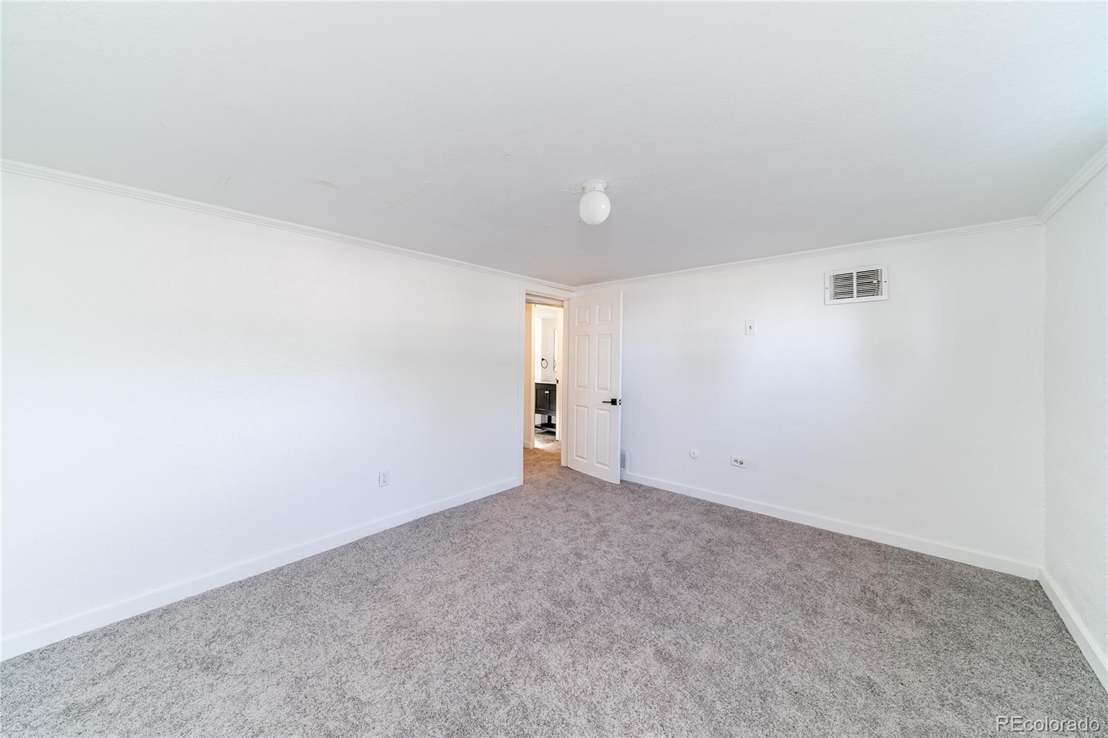 1711 S Williams Street