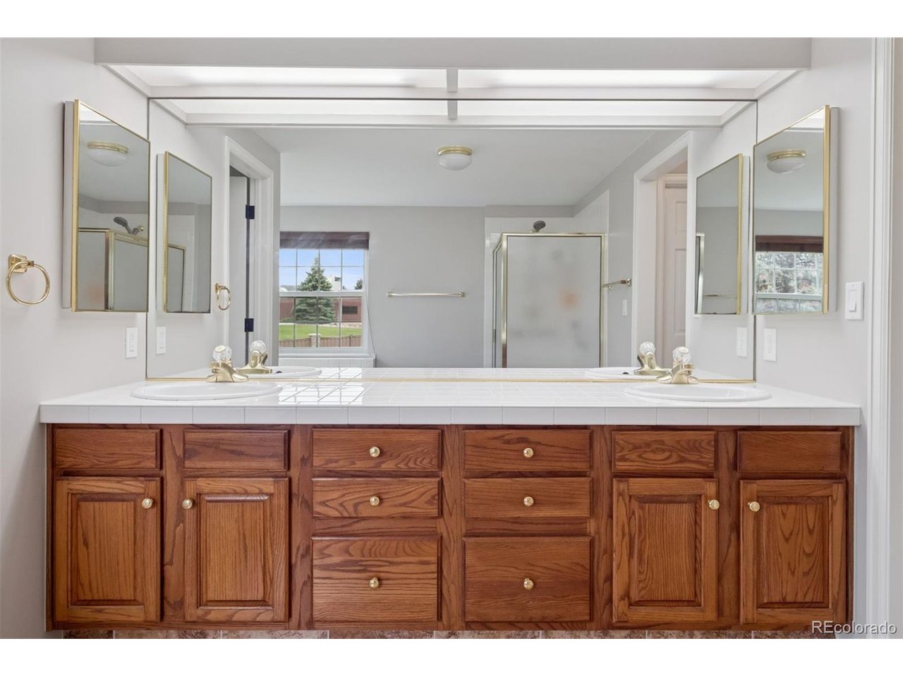 3566 E Meadow Creek Pl