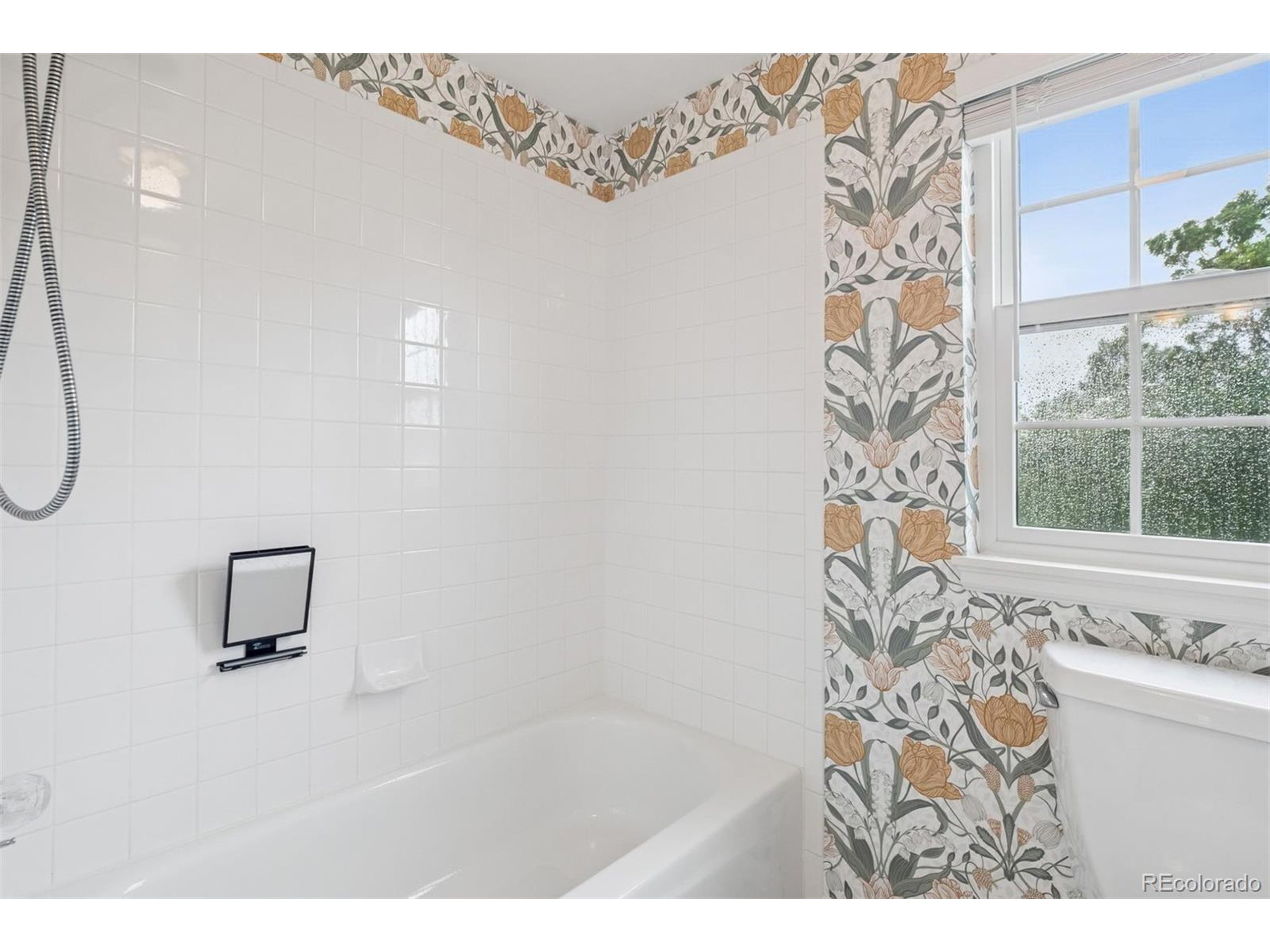 3566 E Meadow Creek Pl