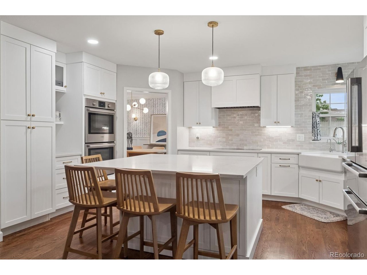 3566 E Meadow Creek Pl