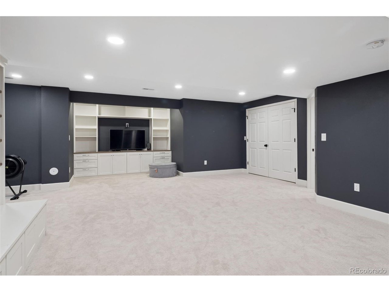 3566 E Meadow Creek Pl