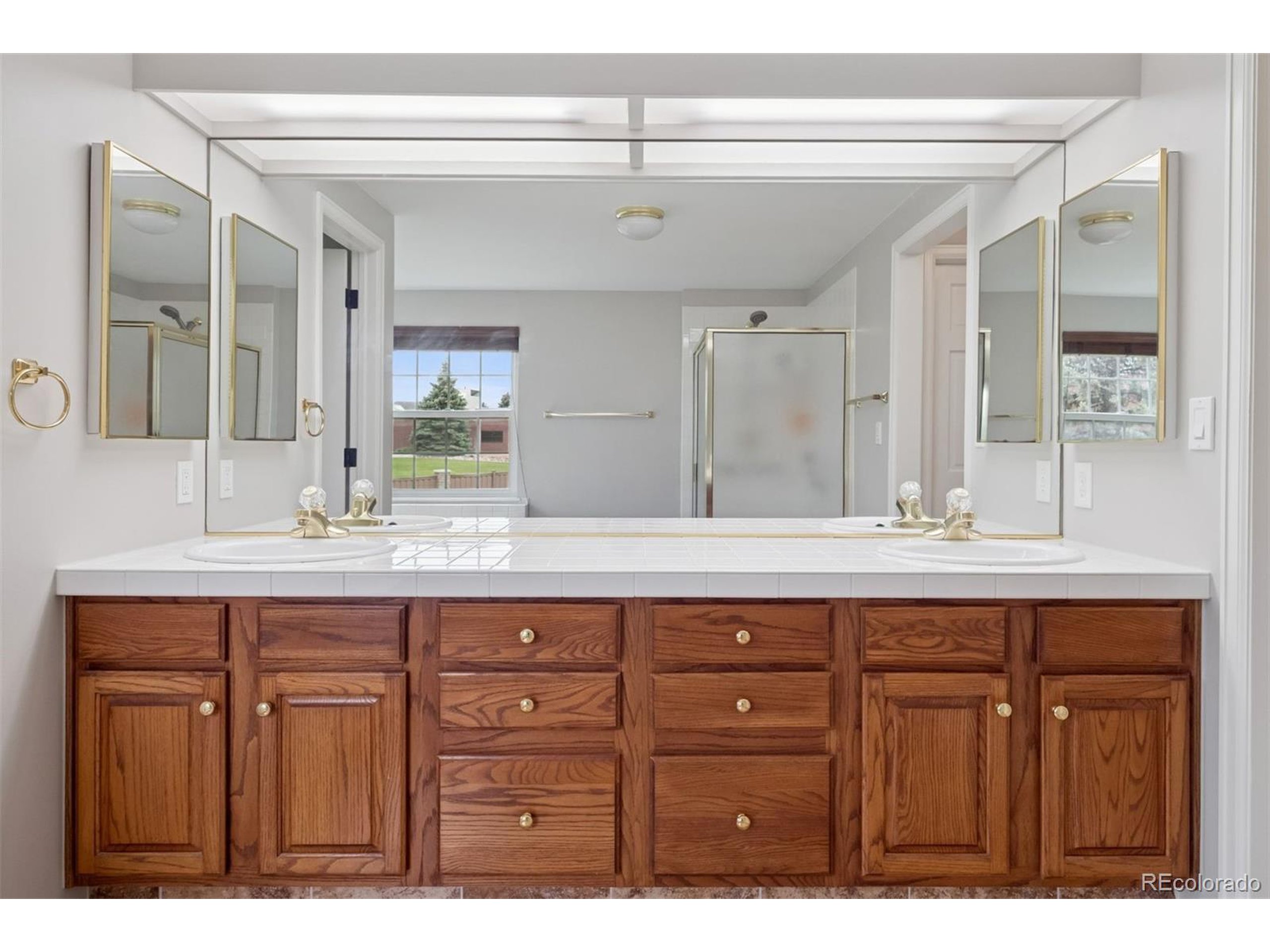 3566 E Meadow Creek Pl