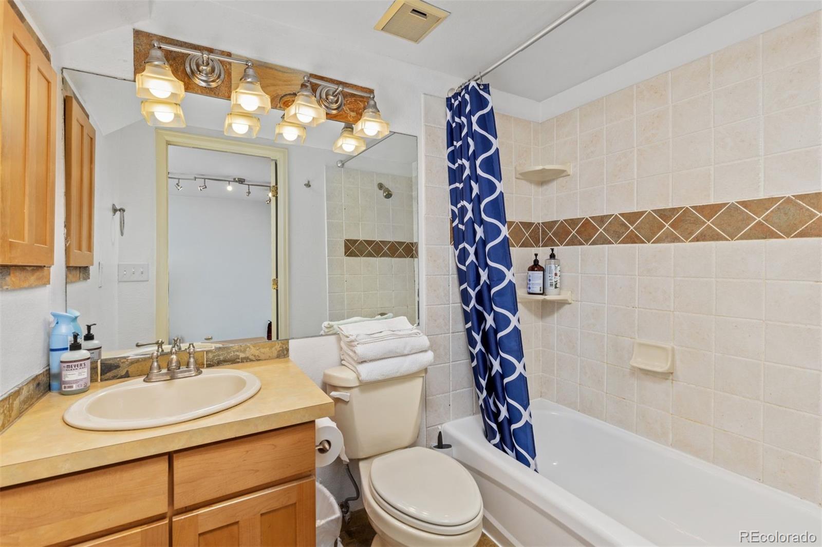 620 Pearl Street Unit: C