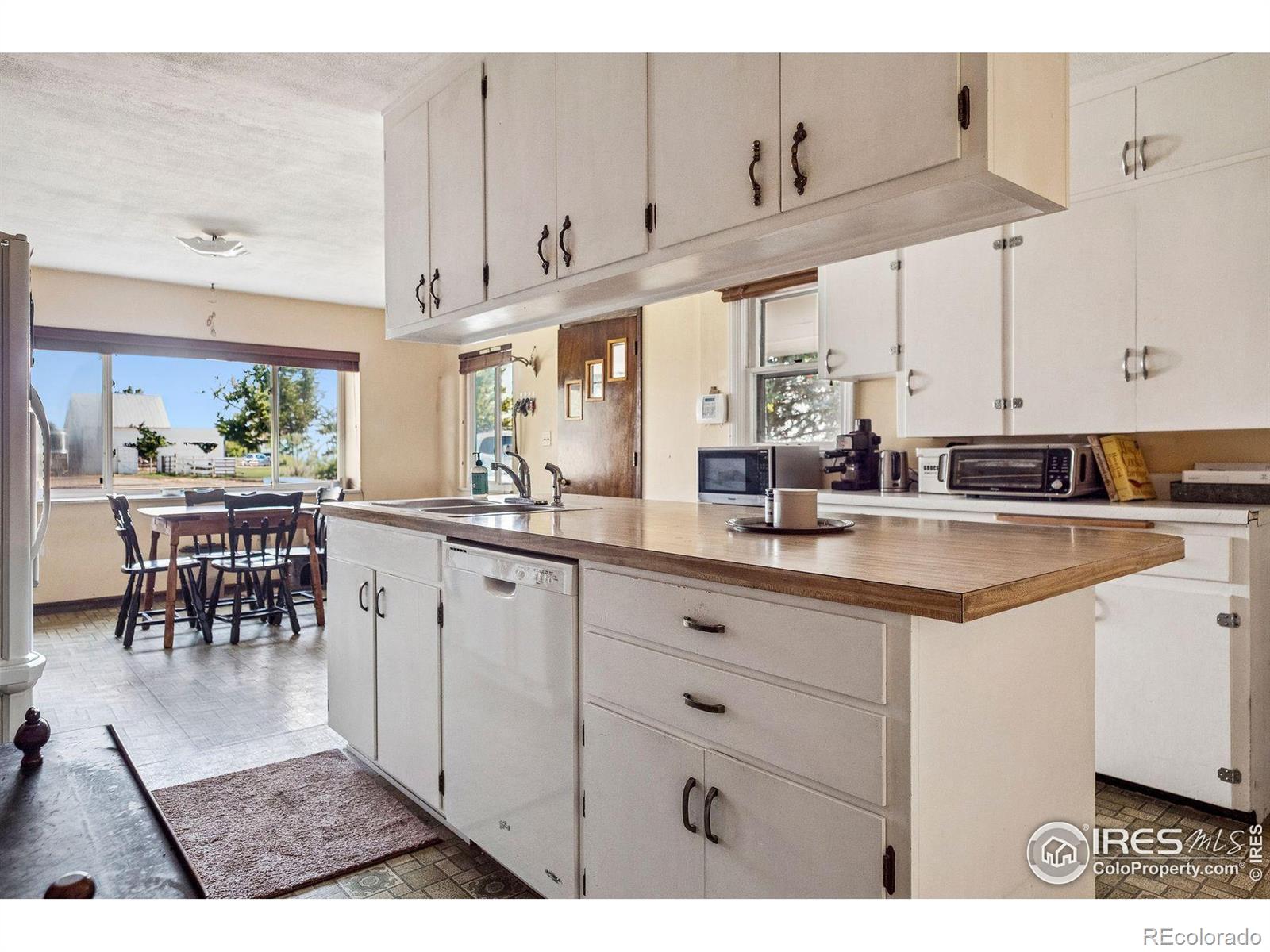 74 N County Road 157