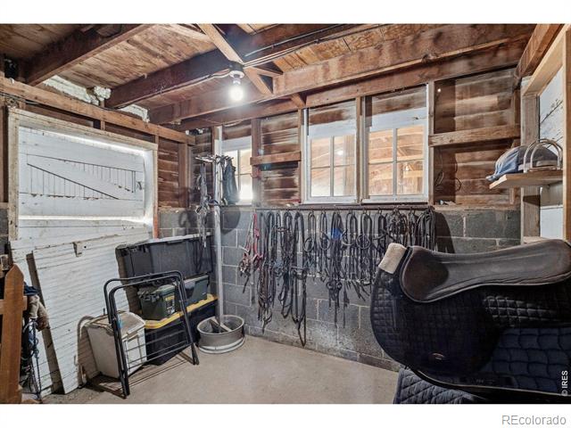 74 N County Road 157