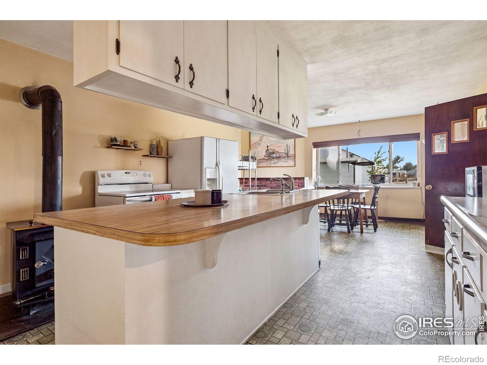 74 N County Road 157