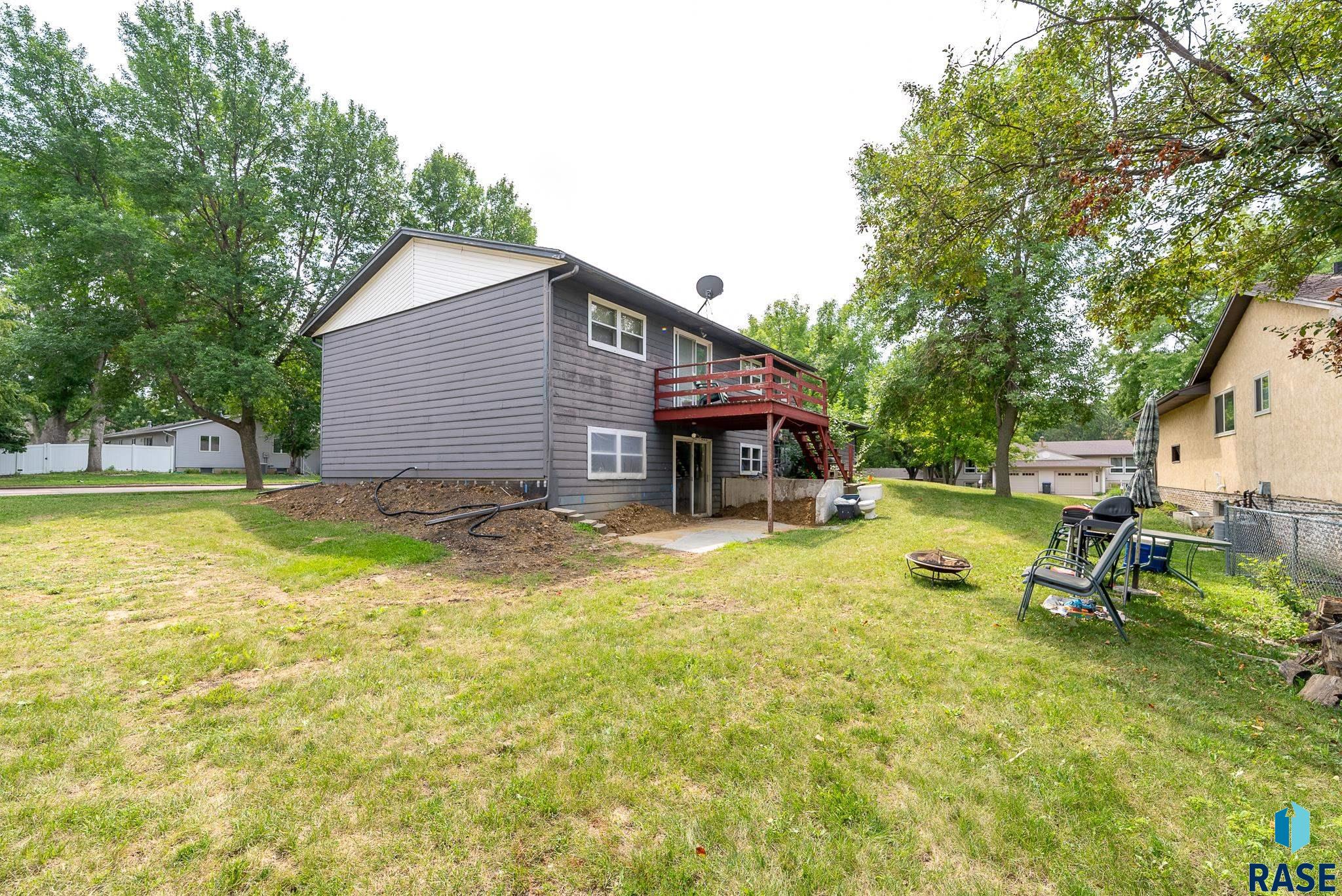 2105 S Overlook Dr