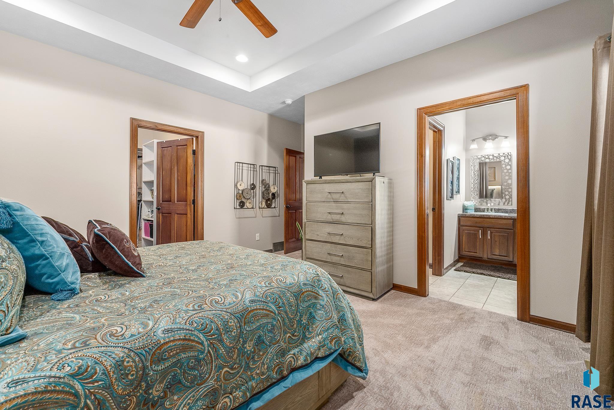 8105 S Seven Oaks Dr