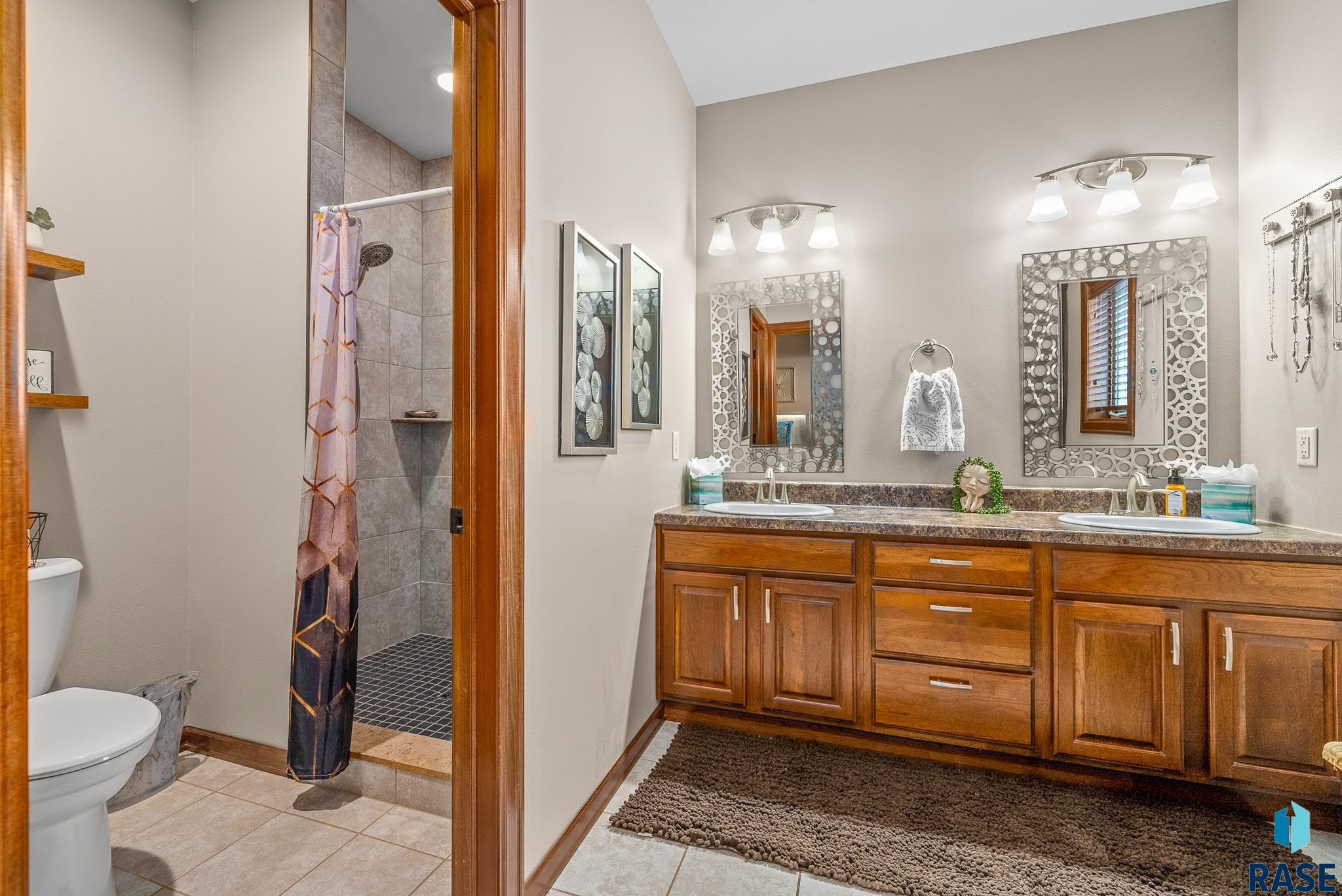 8105 S Seven Oaks Dr