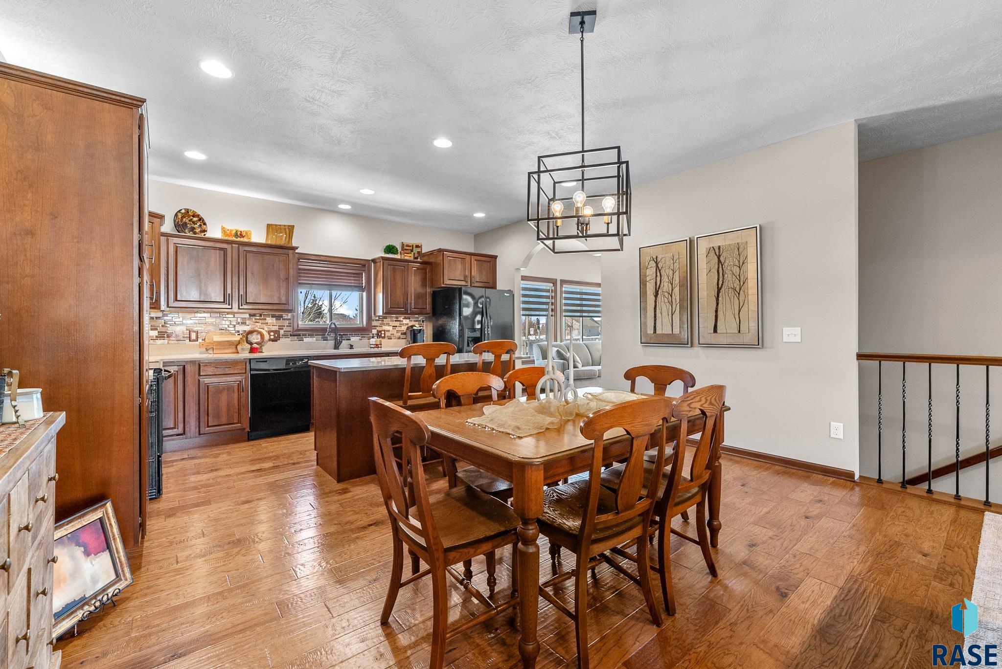 8105 S Seven Oaks Dr