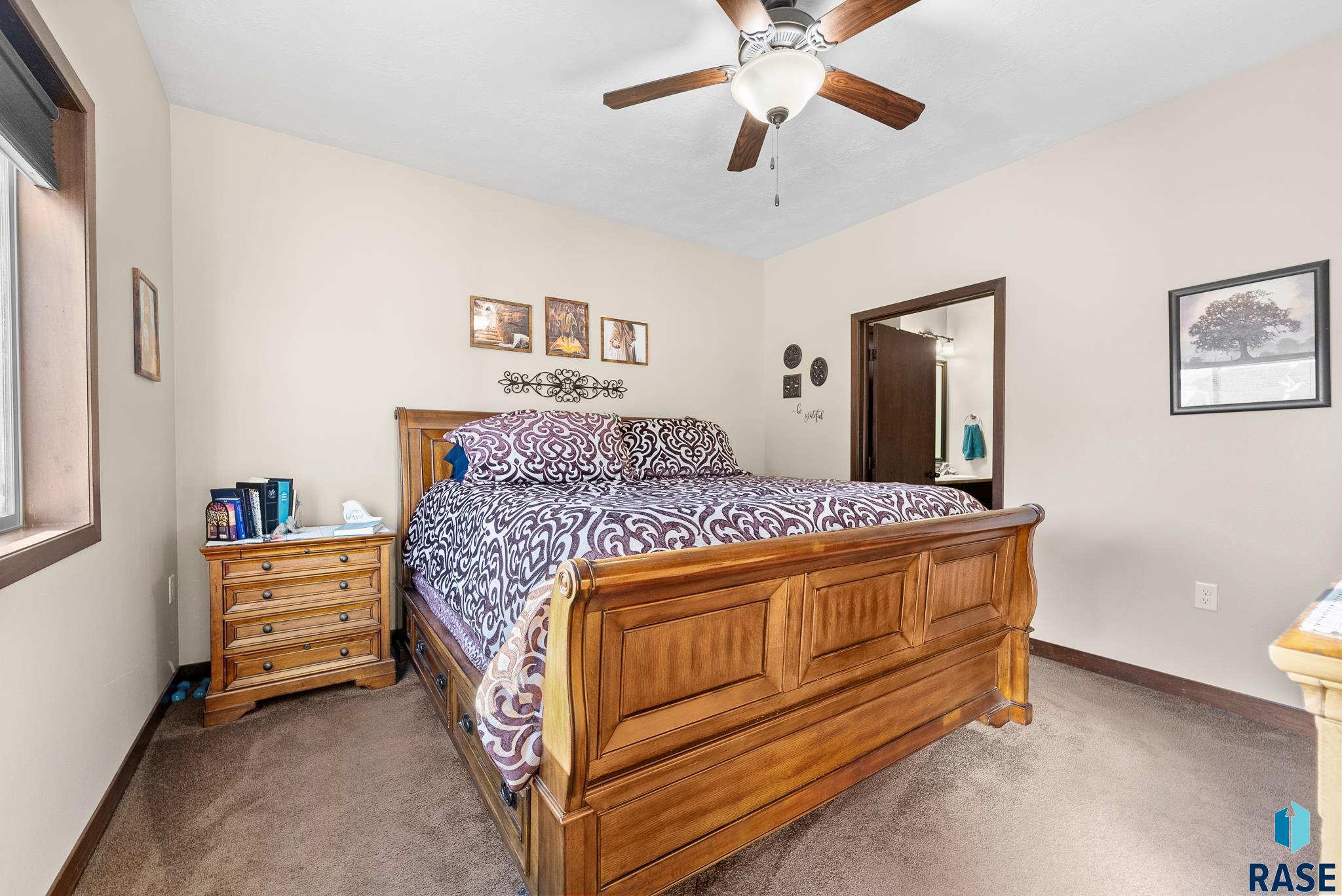 749 E El Dorado Dr