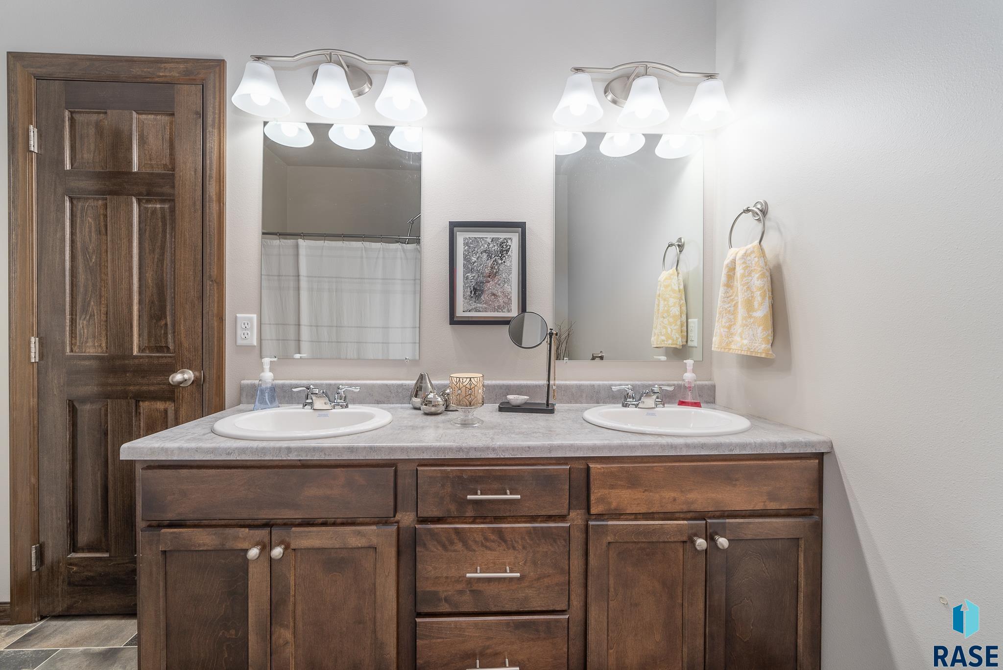 5831 S Bounty Pl