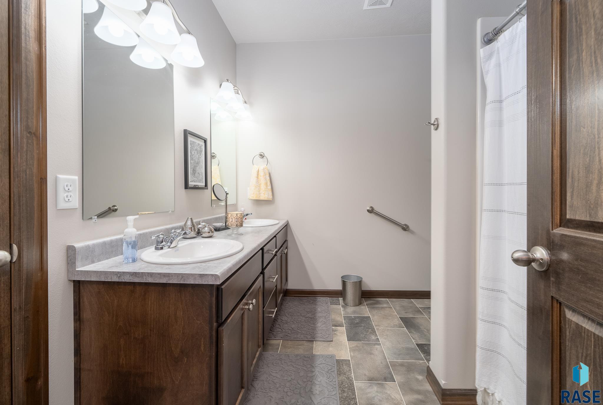 5831 S Bounty Pl