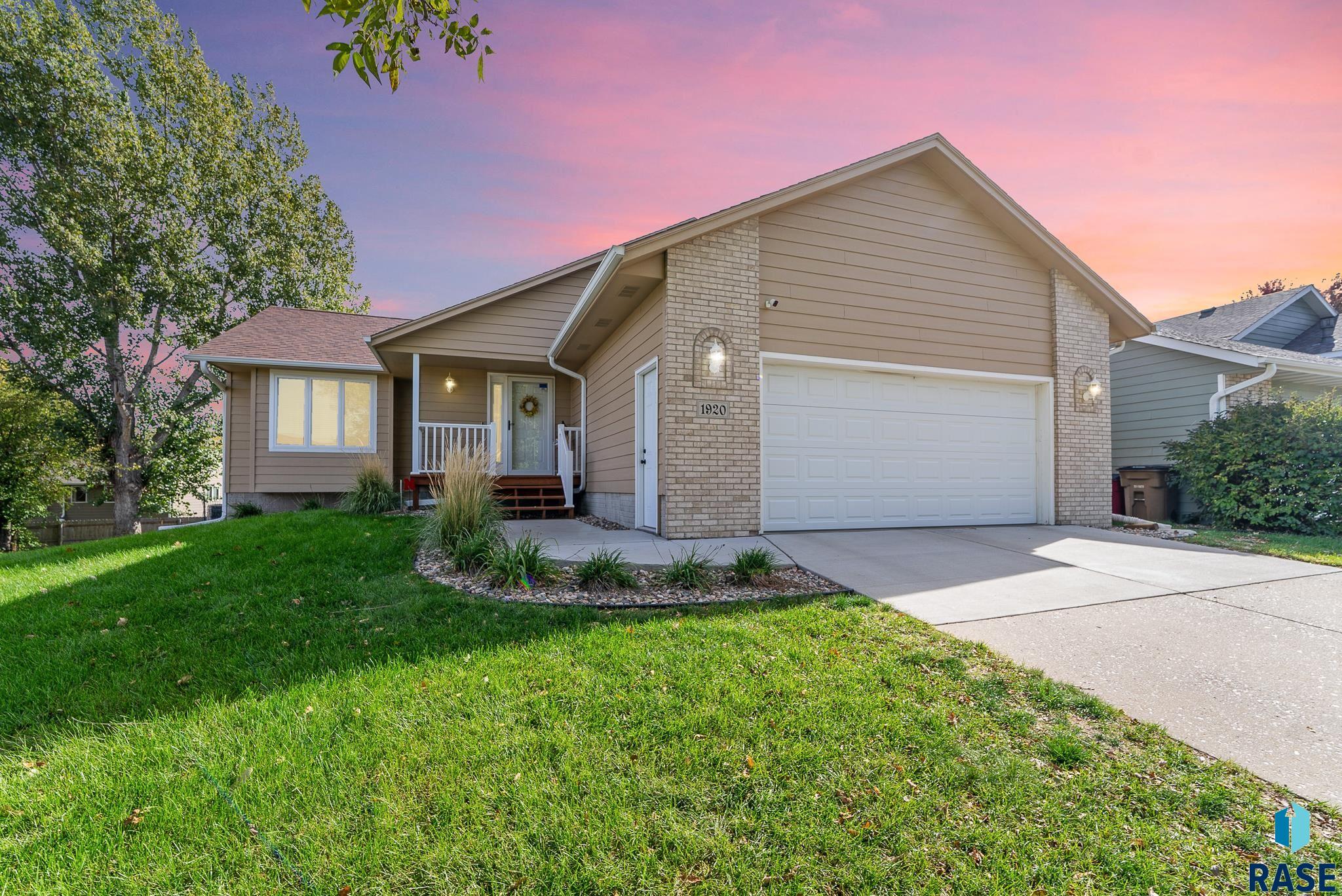 1920 S Alpine Ave