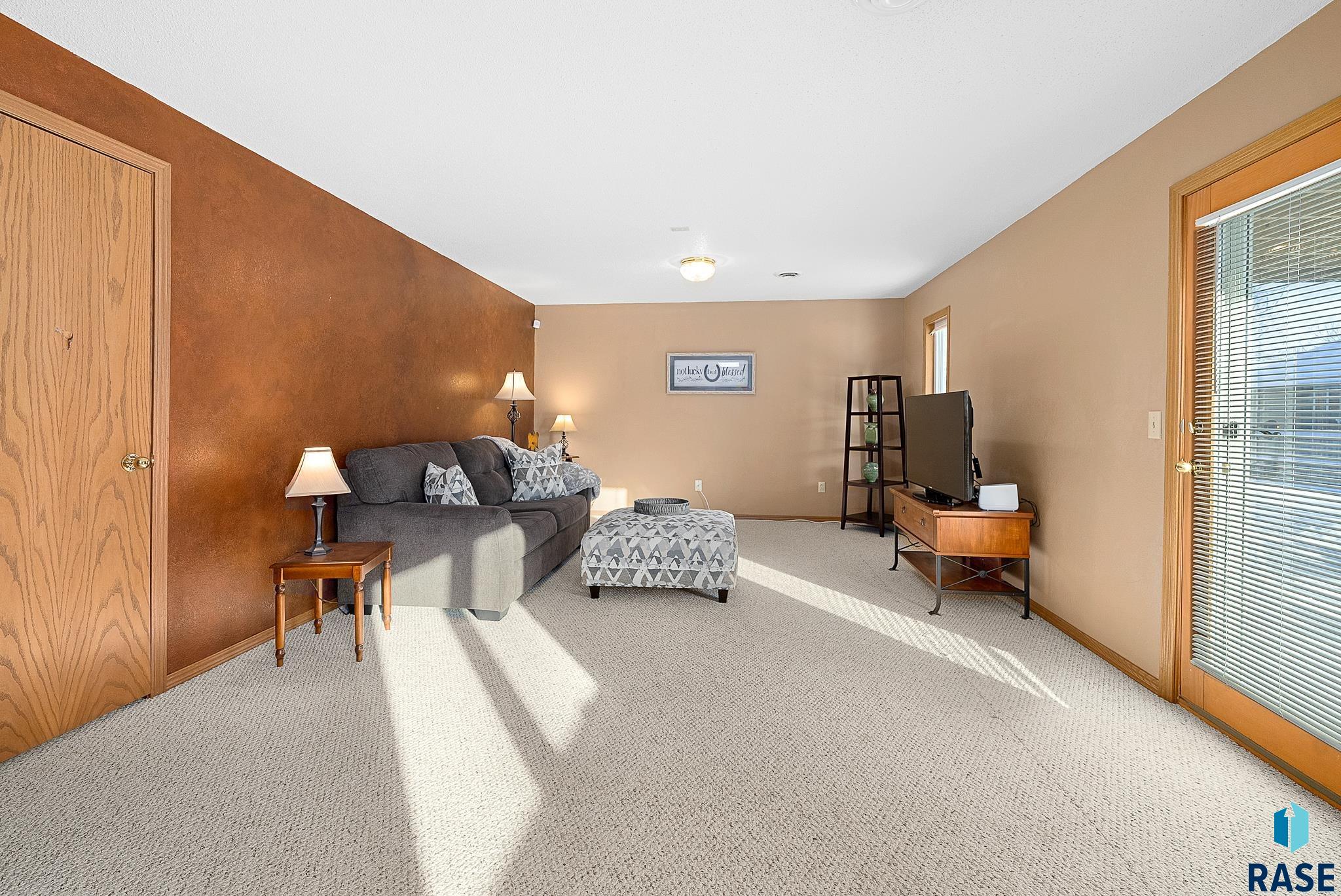 1920 S Alpine Ave
