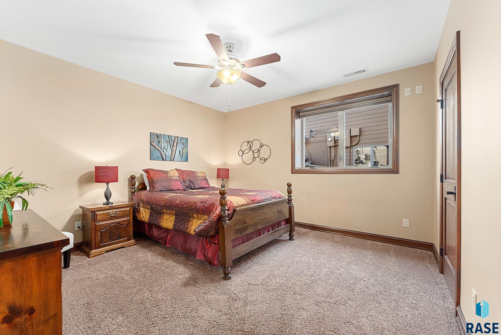 2101 S Copper Crest Trl