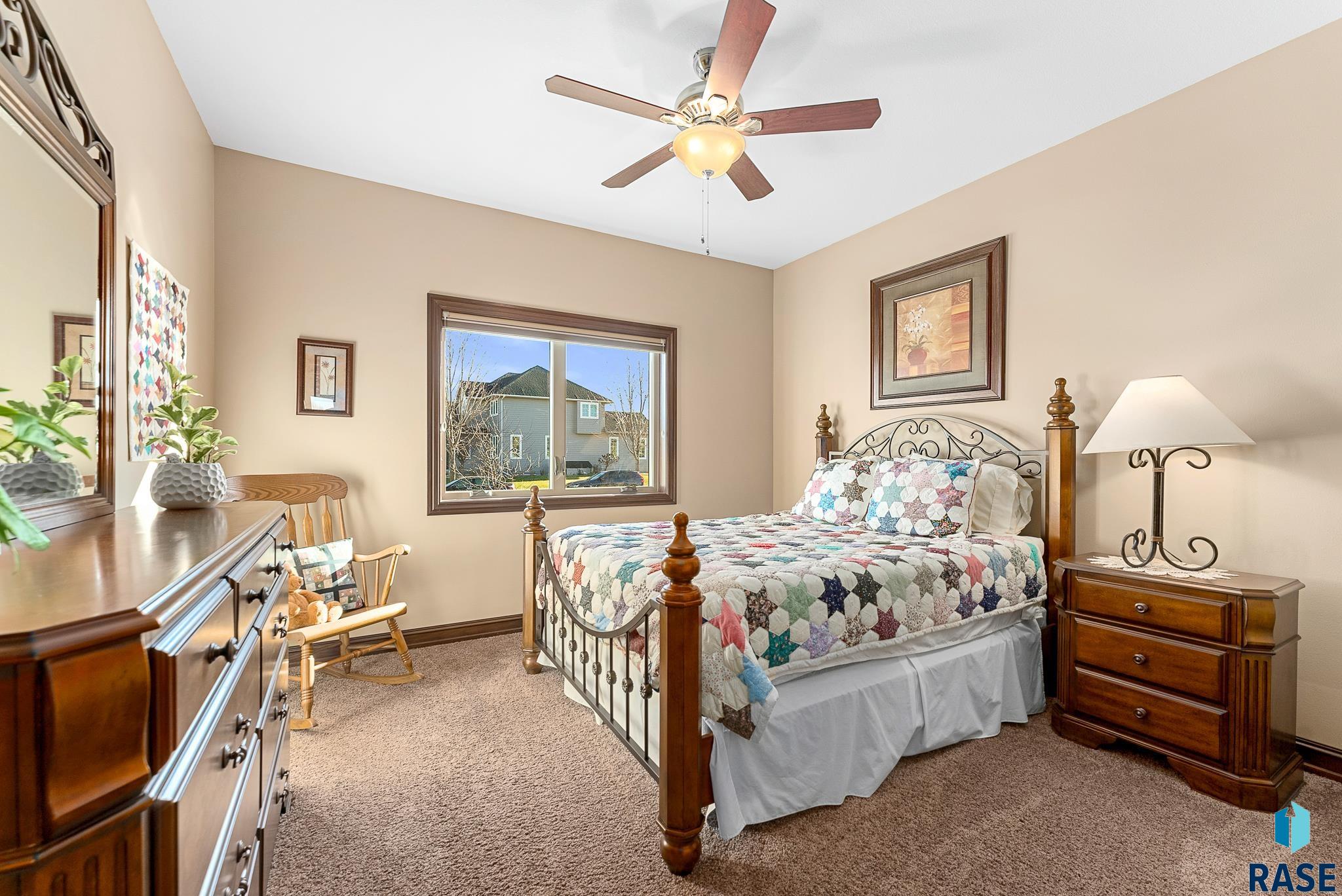 2101 S Copper Crest Trl